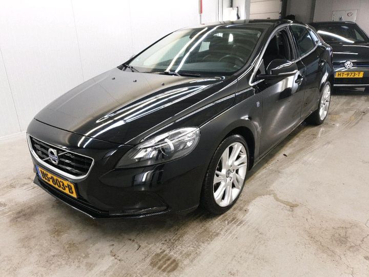 VOLVO V40 2015 yv1mv7431g2313613