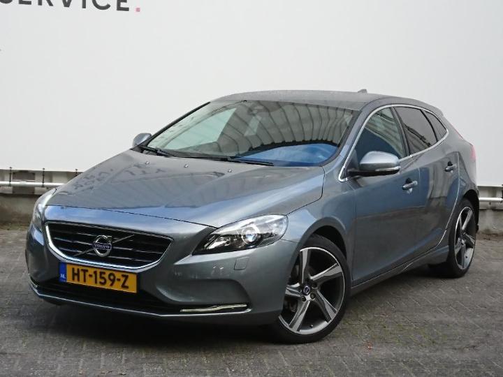 VOLVO V40 2015 yv1mv7431g2313670