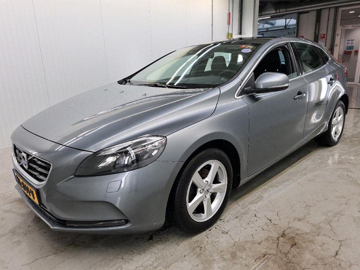 VOLVO V40 2015 yv1mv7431g2313807