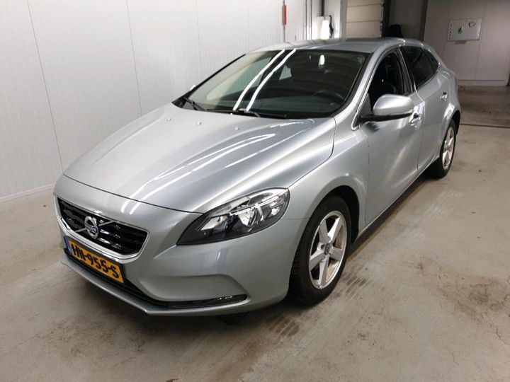 VOLVO V40 2015 yv1mv7431g2314062