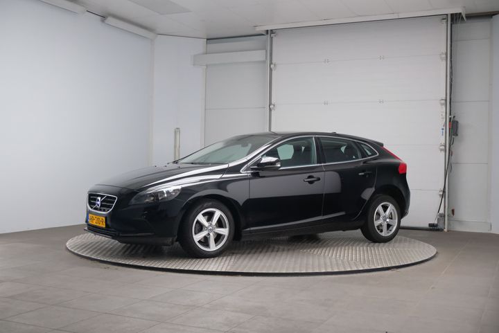 VOLVO V40 2015 yv1mv7431g2314189