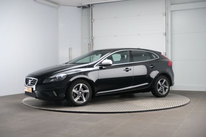 VOLVO V40 2015 yv1mv7431g2314254