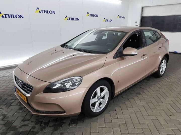 VOLVO V40 2015 yv1mv7431g2314255