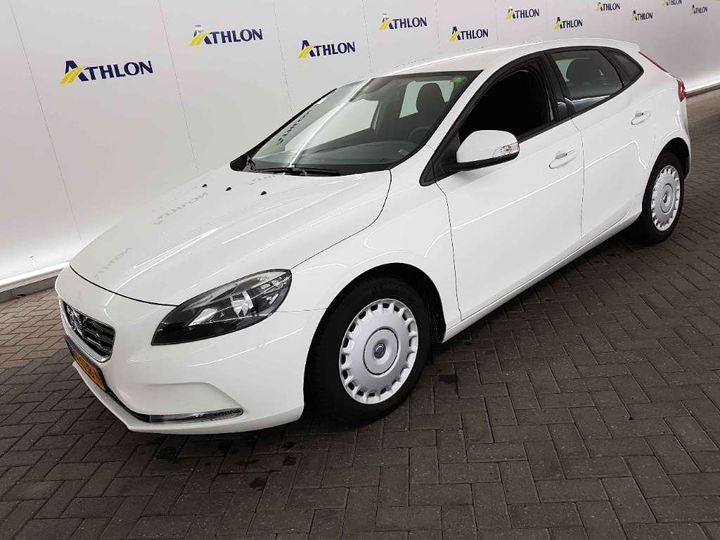 VOLVO V40 2015 yv1mv7431g2314270