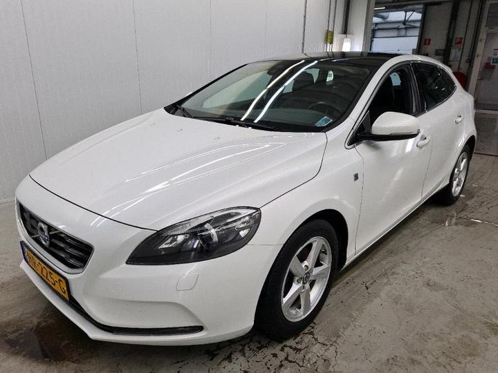 VOLVO V40 2015 yv1mv7431g2314278