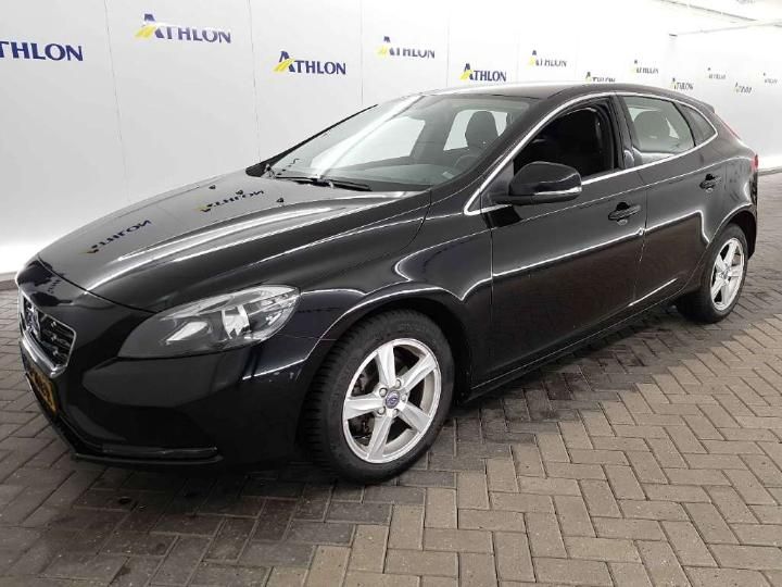 VOLVO V40 2015 yv1mv7431g2314536