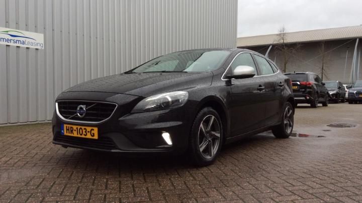 VOLVO V40 2015 yv1mv7431g2314686