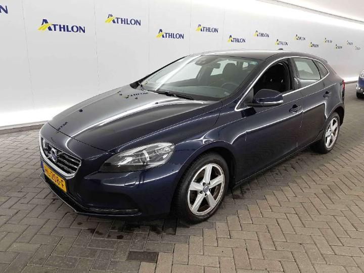 VOLVO V40 2015 yv1mv7431g2314713