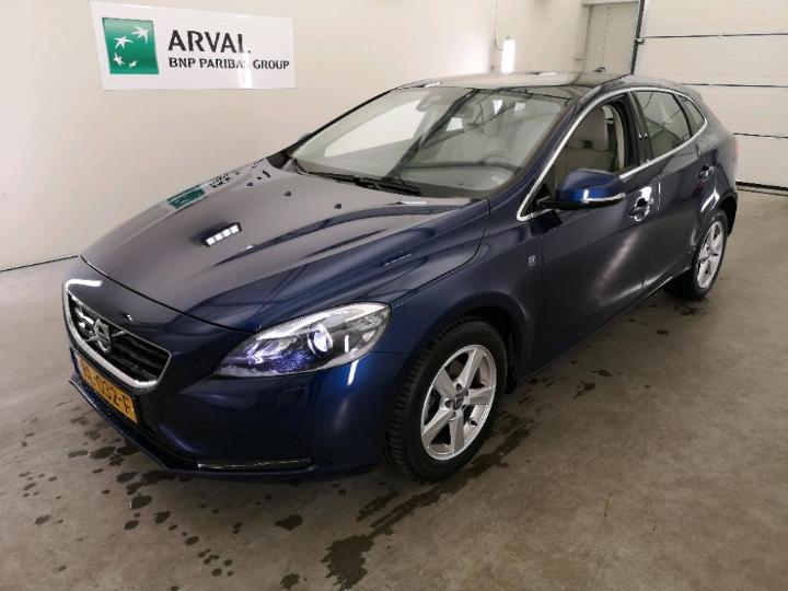 VOLVO V40 2015 yv1mv7431g2314732