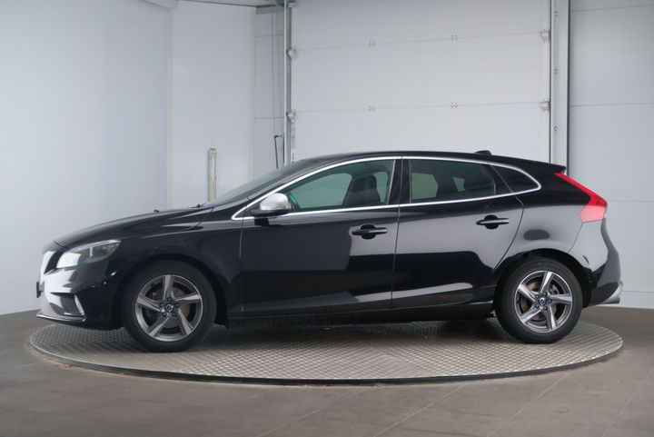 VOLVO V40 2015 yv1mv7431g2314814