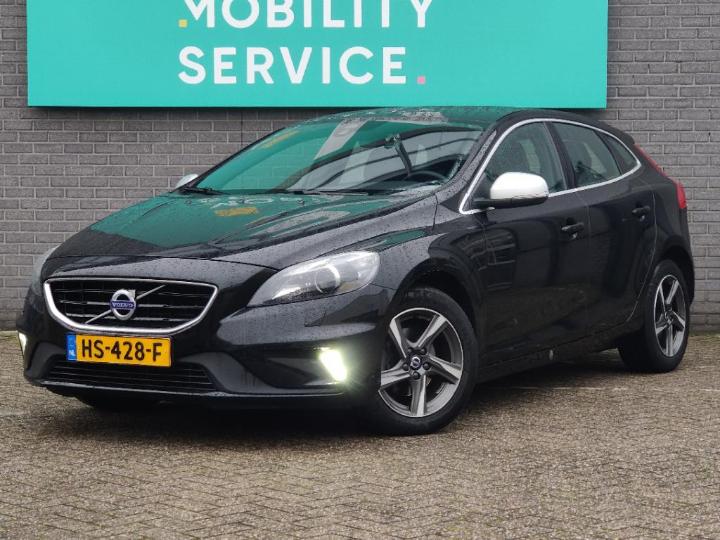 VOLVO V40 2015 yv1mv7431g2315167