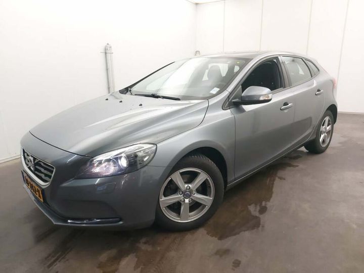 VOLVO V40 2015 yv1mv7431g2315210