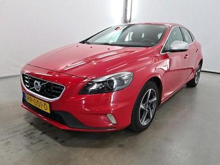 VOLVO V40 2015 yv1mv7431g2315364