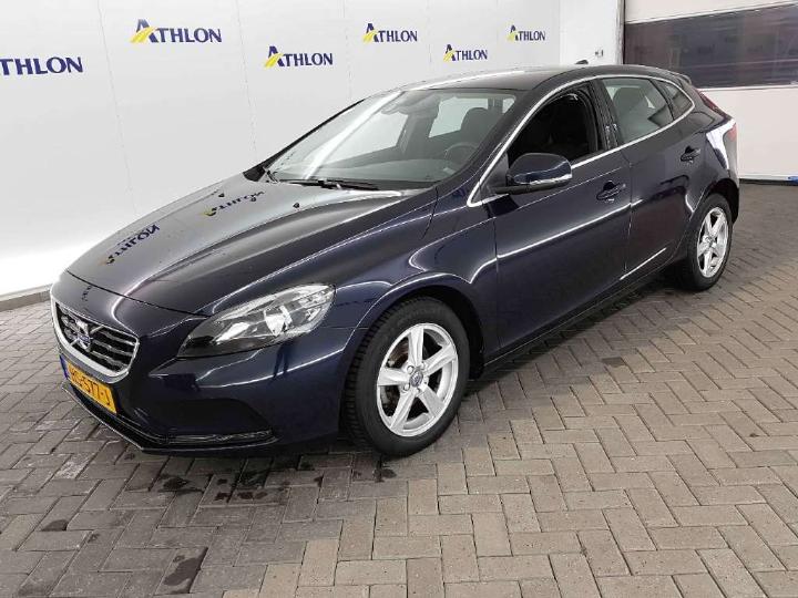 VOLVO V40 2015 yv1mv7431g2315684