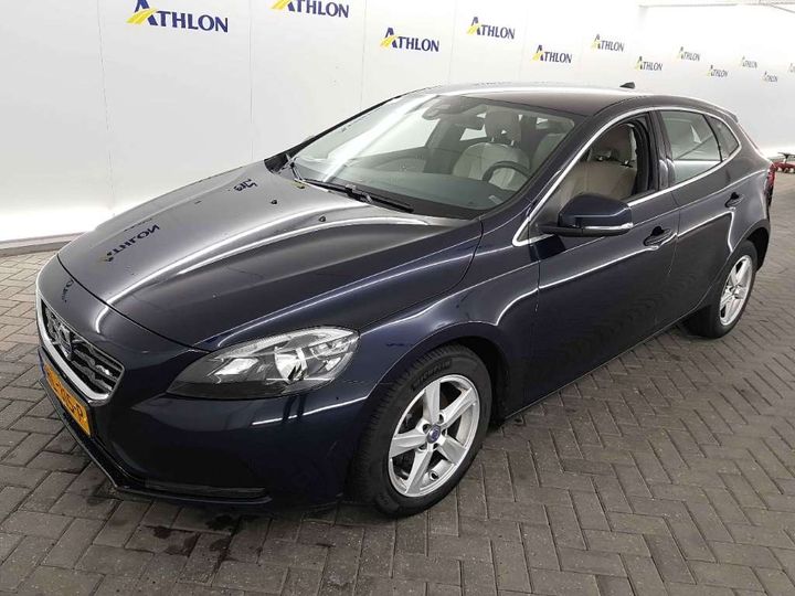 VOLVO V40 2015 yv1mv7431g2315861