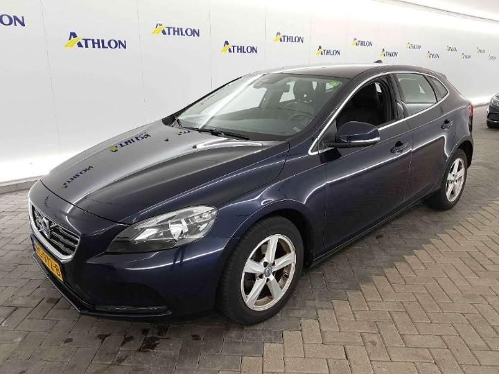 VOLVO V40 2015 yv1mv7431g2315899