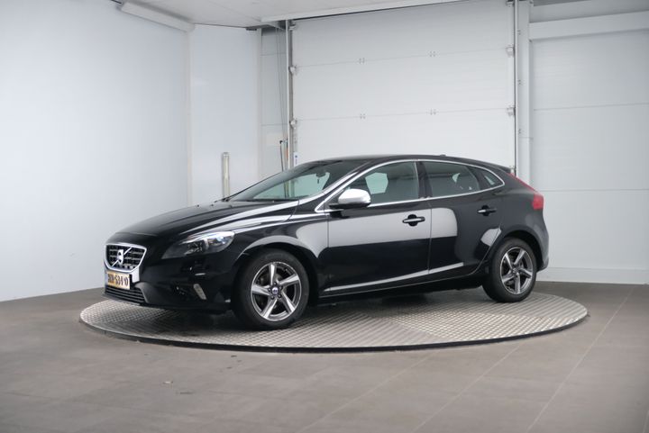 VOLVO V40 2015 yv1mv7431g2315961