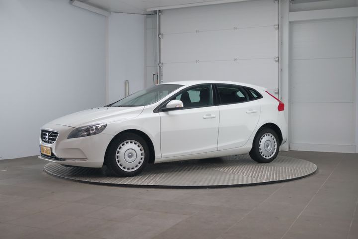 VOLVO V40 2015 yv1mv7431g2316063