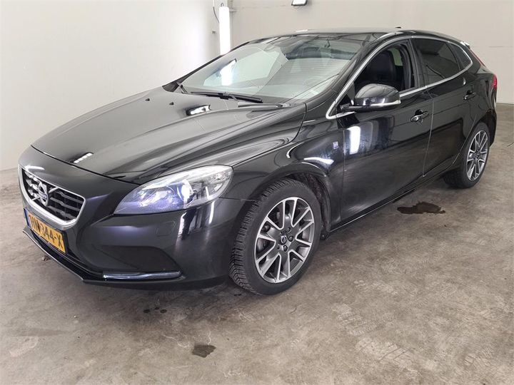 VOLVO V40 2015 yv1mv7431g2316069