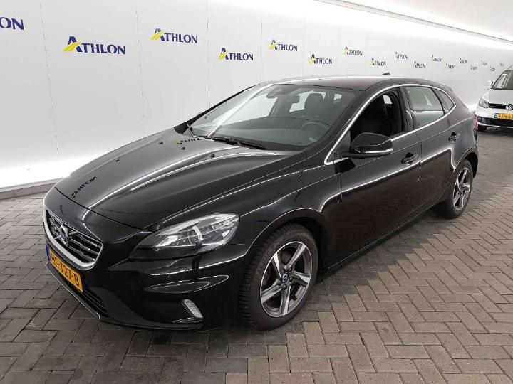 VOLVO V40 2015 yv1mv7431g2316090