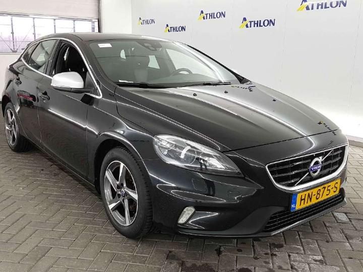 VOLVO V40 2015 yv1mv7431g2316119