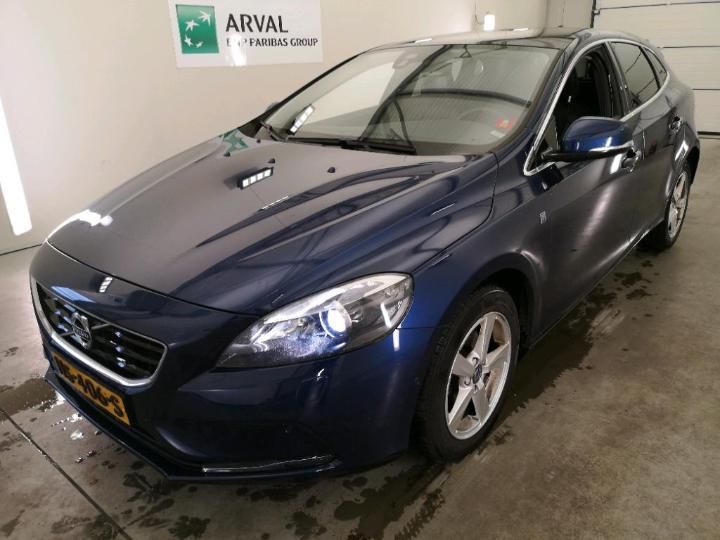 VOLVO V40 2015 yv1mv7431g2316350