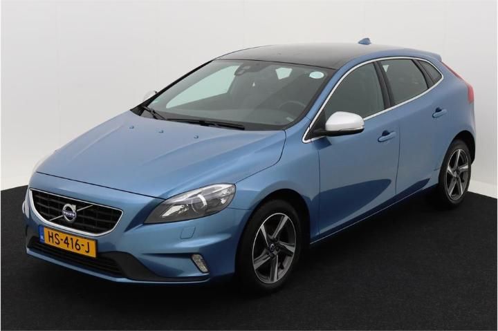 VOLVO V40 2015 yv1mv7431g2316526