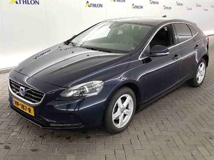 VOLVO V40 2015 yv1mv7431g2316587