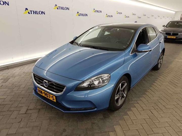 VOLVO V40 2015 yv1mv7431g2316679