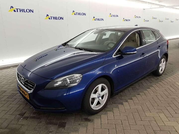 VOLVO V40 2015 yv1mv7431g2316965