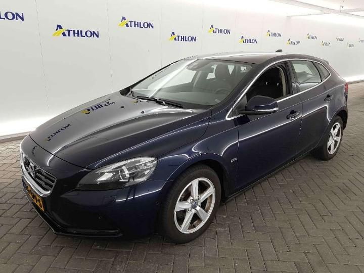 VOLVO V40 2015 yv1mv7431g2317057