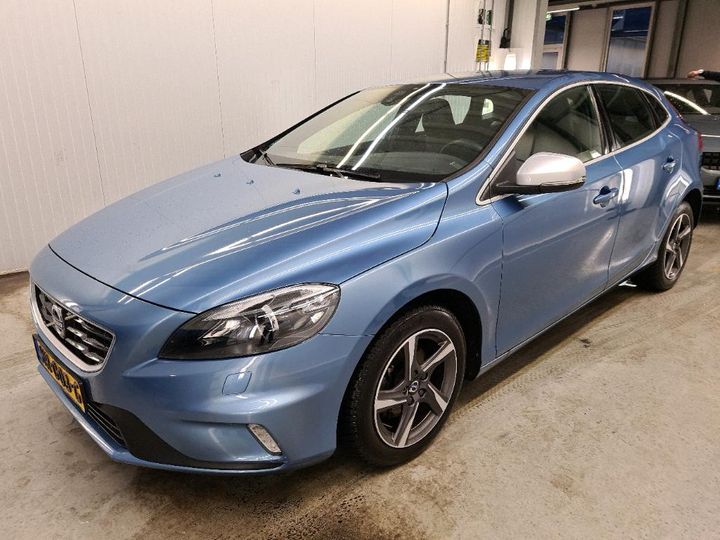 VOLVO V40 2015 yv1mv7431g2317265