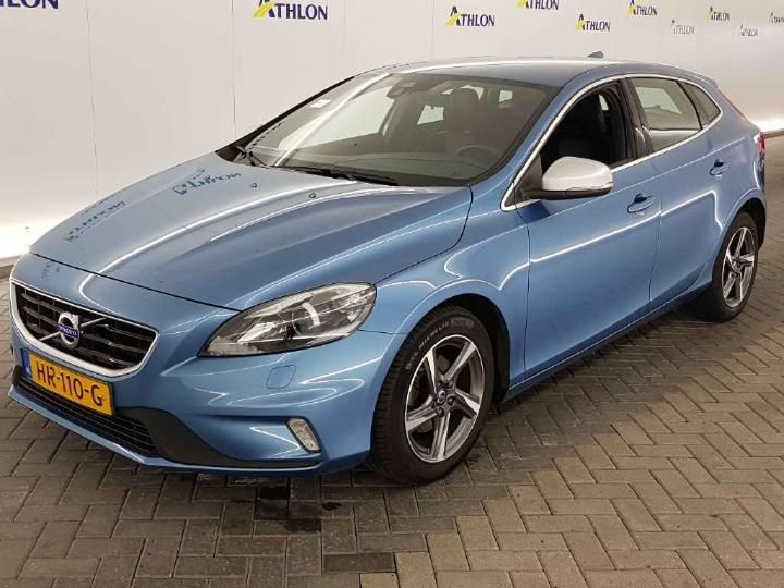 VOLVO V40 2015 yv1mv7431g2317438