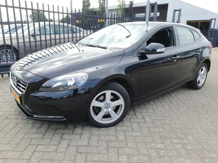 VOLVO V40 2015 yv1mv7431g2317452