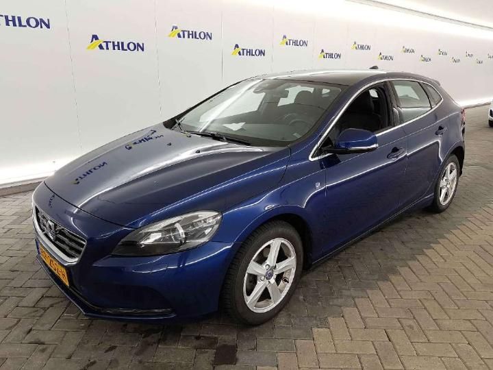 VOLVO V40 2015 yv1mv7431g2317593