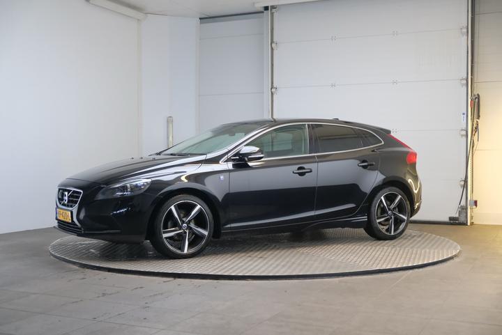 VOLVO V40 2015 yv1mv7431g2317732