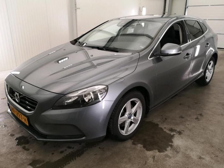 VOLVO V40 2015 yv1mv7431g2317764