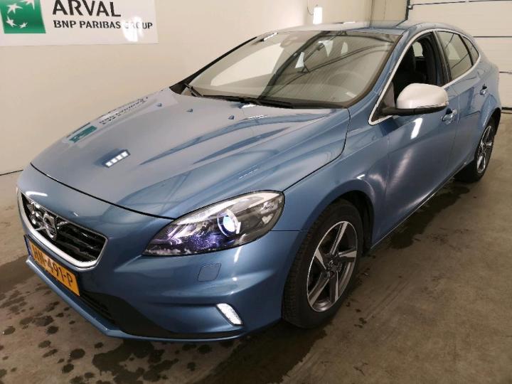 VOLVO V40 2015 yv1mv7431g2317835