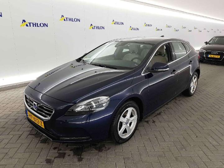 VOLVO V40 2015 yv1mv7431g2318925