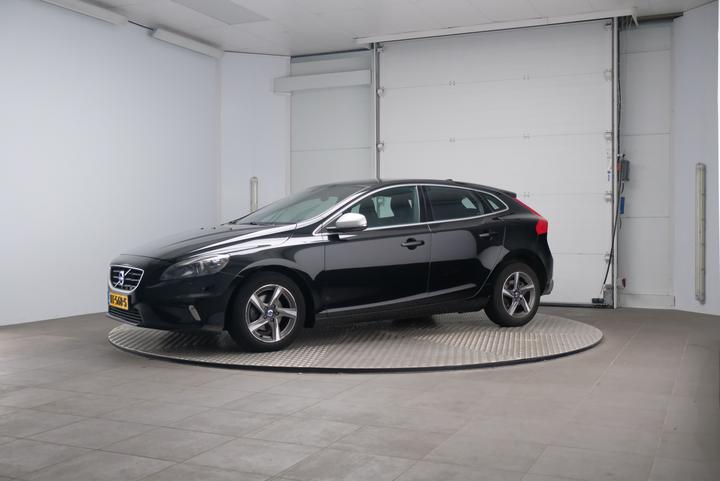 VOLVO V40 2015 yv1mv7431g2319206