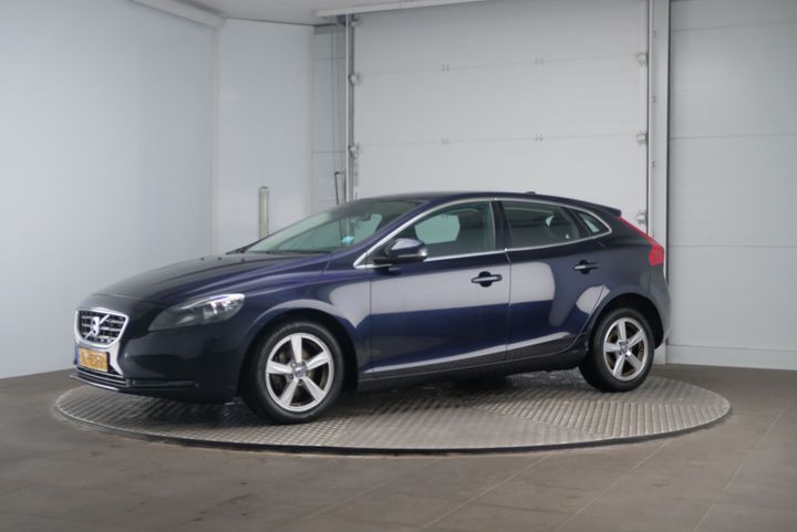 VOLVO V40 2015 yv1mv7431g2319355