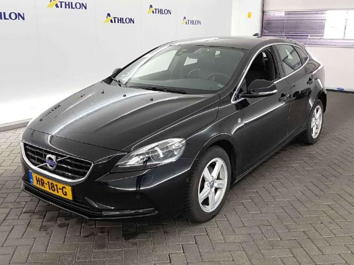 VOLVO V40 2015 yv1mv7431g2319435