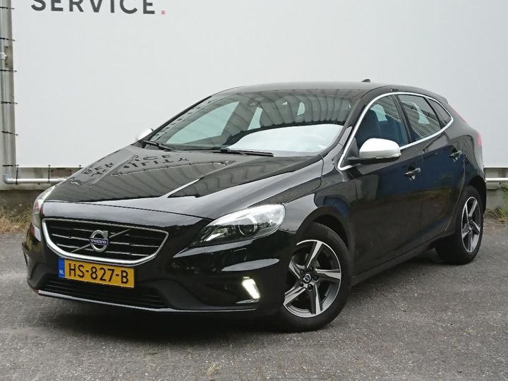 VOLVO V40 2015 yv1mv7431g2319555