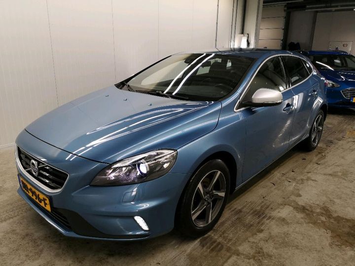 VOLVO V40 2015 yv1mv7431g2319797