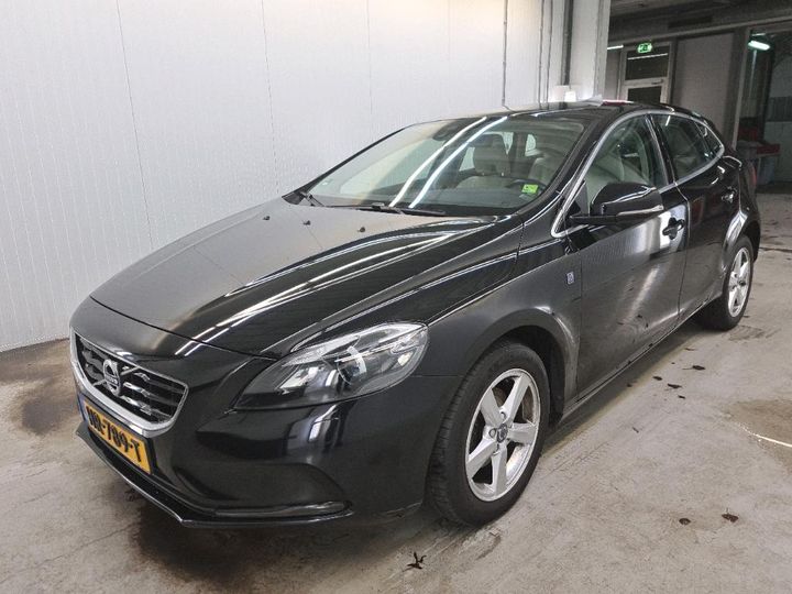 VOLVO V40 2015 yv1mv7431g2319851