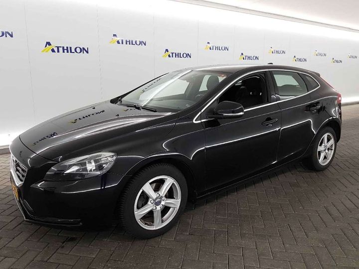 VOLVO V40 2015 yv1mv7431g2319904