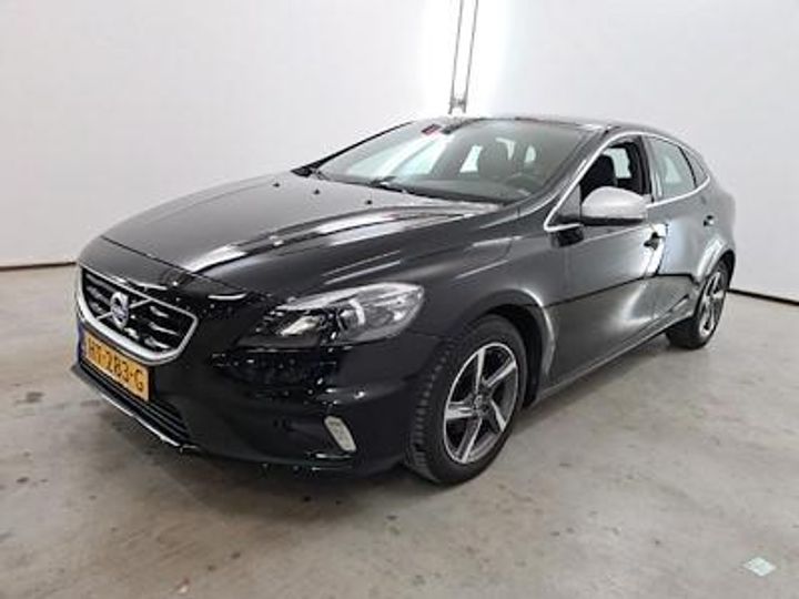 VOLVO V40 2015 yv1mv7431g2320093