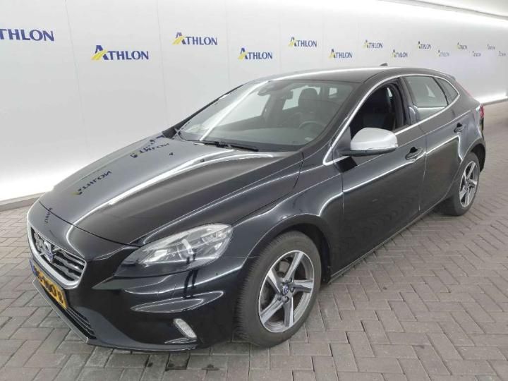 VOLVO V40 2015 yv1mv7431g2321461