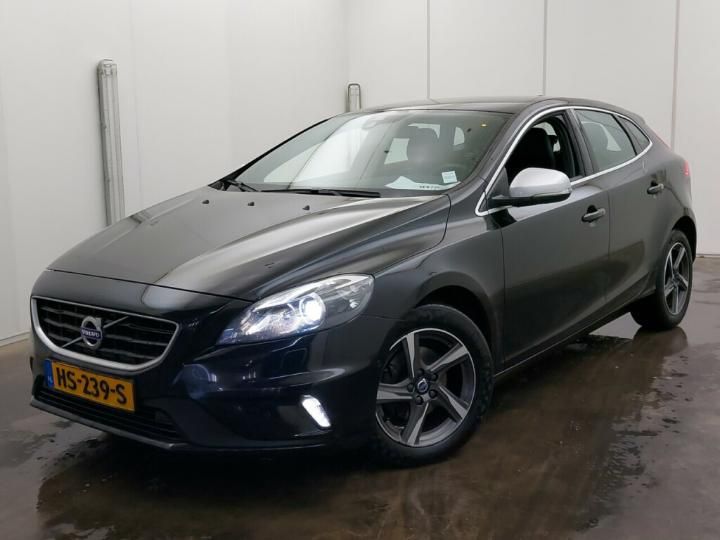 VOLVO V40 2015 yv1mv7431g2321746