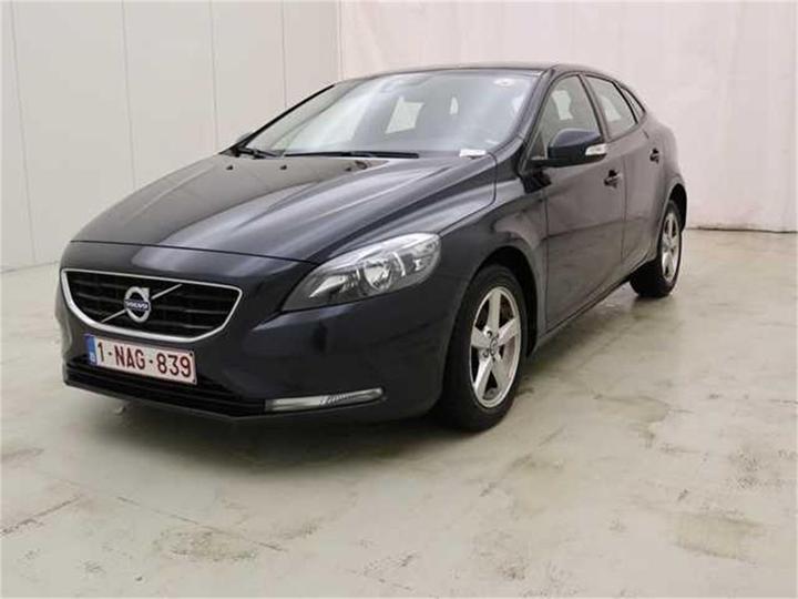 VOLVO V40 2016 yv1mv7431g2321891